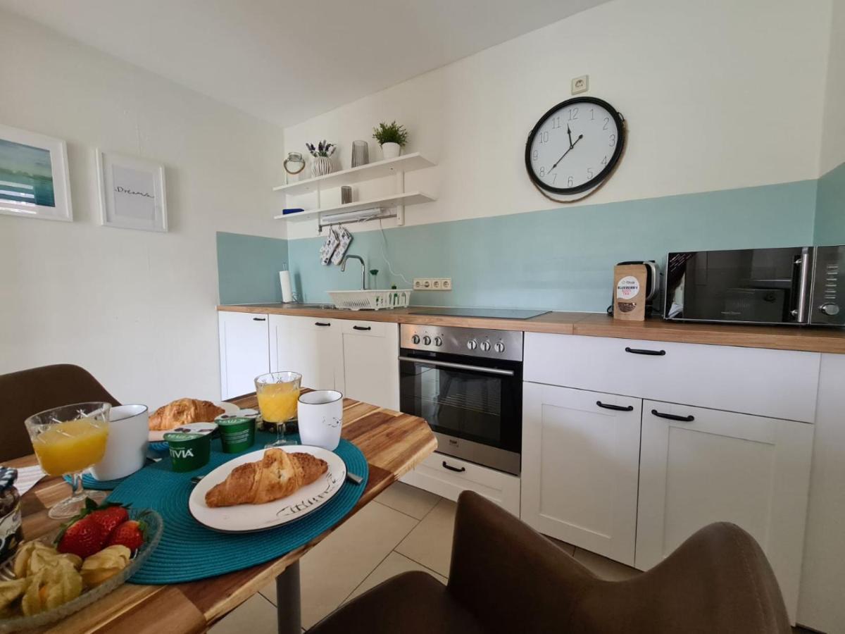 Neu Eingerichtetes Apartment #1 Mit Wlan !Sauna & Hot Tub Zubuchbar! Senftenberg Eksteriør bilde
