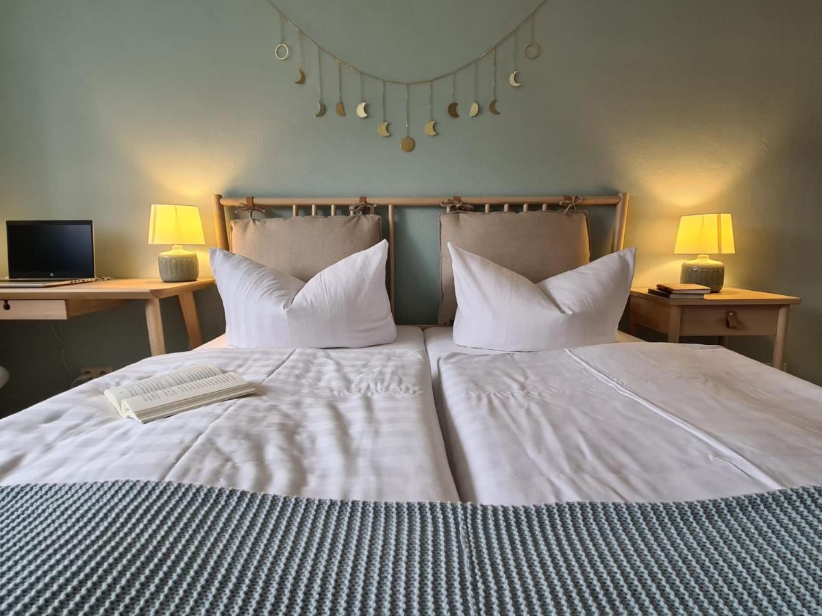 Neu Eingerichtetes Apartment #1 Mit Wlan !Sauna & Hot Tub Zubuchbar! Senftenberg Eksteriør bilde